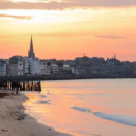 Les Flots De Port Maison Confort Pour 4 Pers Avec Jardinet A Port A A 5 Min A Pied De La Cote D'emeraude, Ille Et Vilaine, Bretagne Willa Cancale